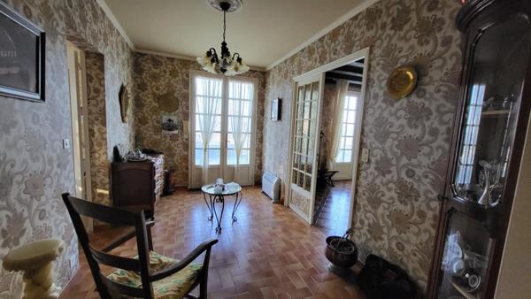 Maison 24400 Mussidan 6 pièces 112 m2 sous sol total  garage atelier pièce grenier  jardin 2350 m²