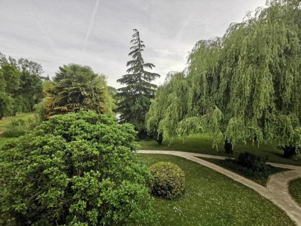 maison située dans le centre de Combourg