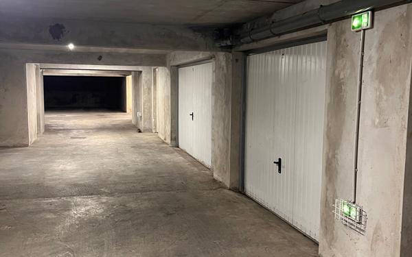 Appartement à vendre    3 pièces • 59,42 m2 Les Abymes