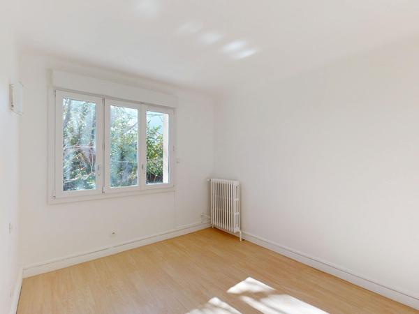 GAGNY, maison familiale de 130m², 9 pièces