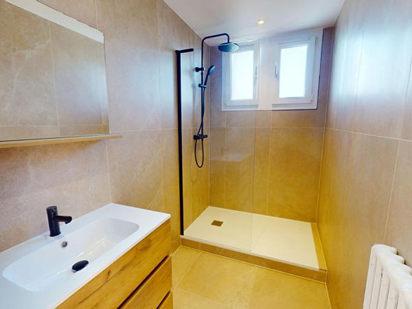 GAGNY, maison familiale de 130m², 9 pièces
