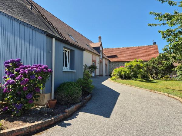 Maison à HELOUP, 61250 - 7 pièces 226m²