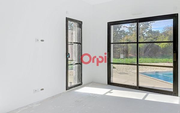 Maison à vendre    4 pièces •  Noyalo