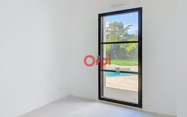 Maison à vendre    4 pièces •  Noyalo