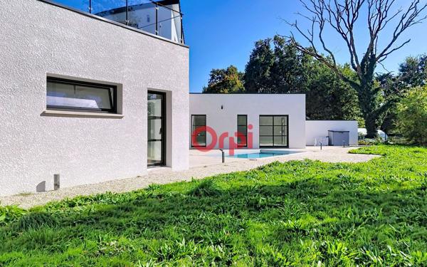 Maison à vendre    4 pièces •  Noyalo