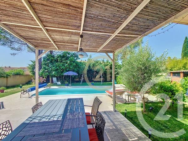 Maison à vendre  11 pièces - 230 m2 UZES - 30