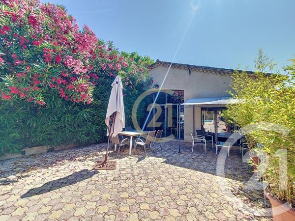 Maison à vendre  11 pièces - 230 m2 UZES - 30