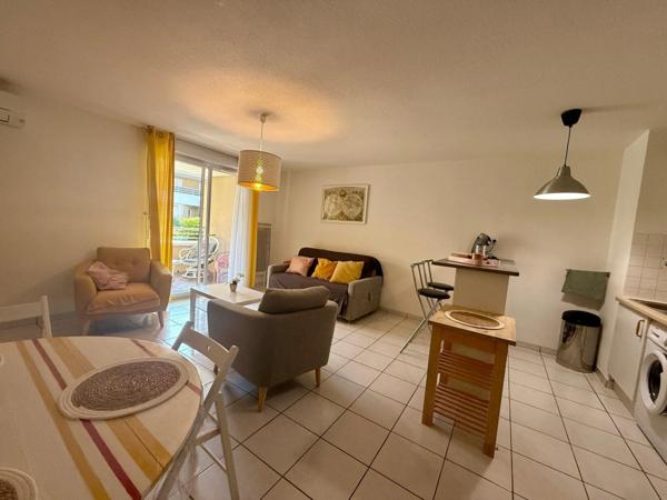 Appartement à vendre 2 pièces CARCASSONNE (11) 49m2 avec balcon place parking résidence piscine