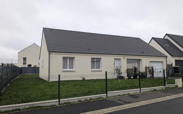 Maison à louer    5 pièces •  Ormes