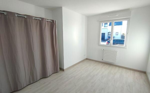 Maison à louer    5 pièces •  Ormes