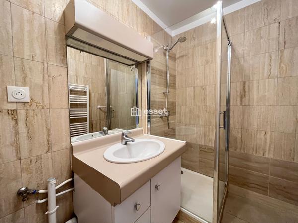 Location Appartement 2 pièces 53.25 m² - Paris 75015