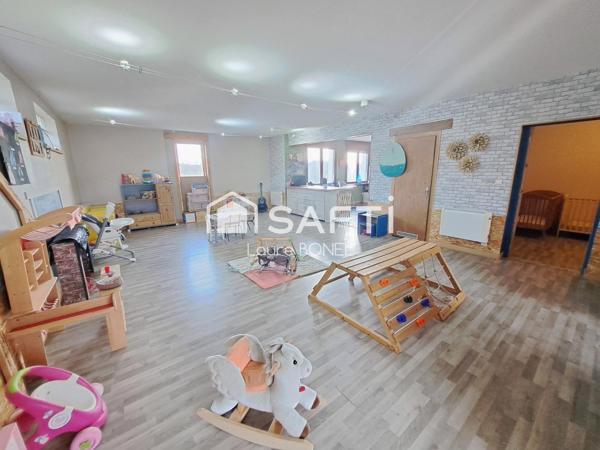 Ensemble immobilier : maison appartement local