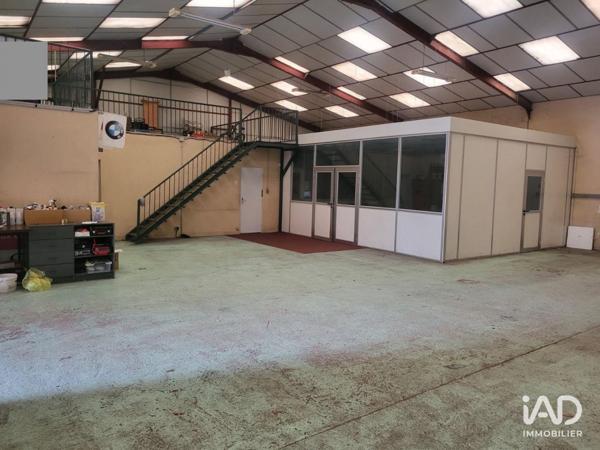 Location local d’activité 600 m² Vern-sur-Seiche