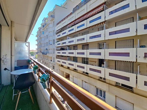 Studio Champs de Mars proximité des facultés de Toulon