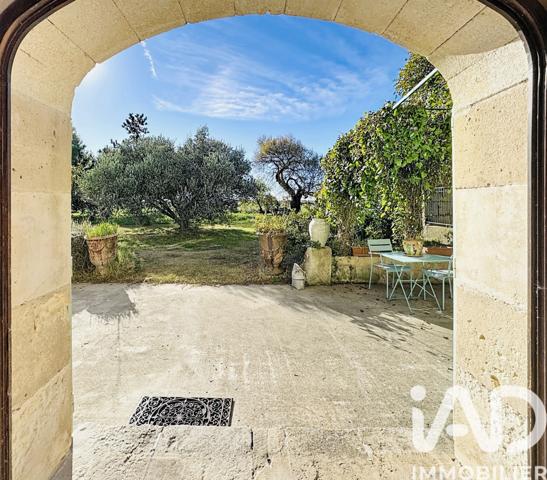 Maison à vendre 10 pièces 500 m² Arles