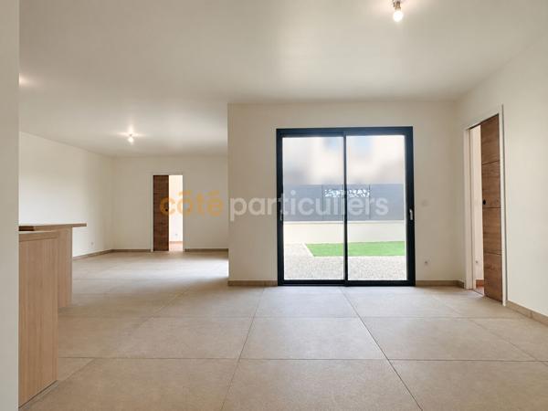 Vente
                Maison91 m² - 4 Pièces -
                    SAINT LO (50000)