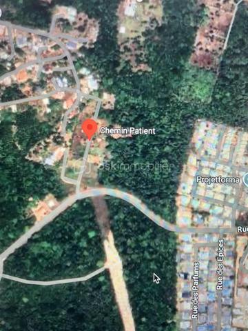 Terrain de loisirs de 1 004 m²