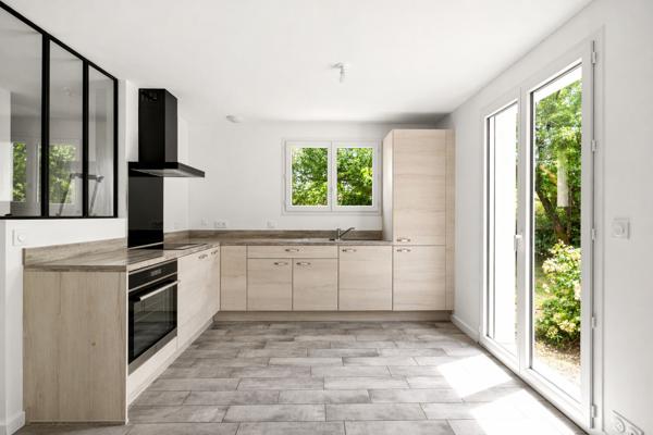 AUDENGE MAISON CONTEMPORAINE 4 PIECES