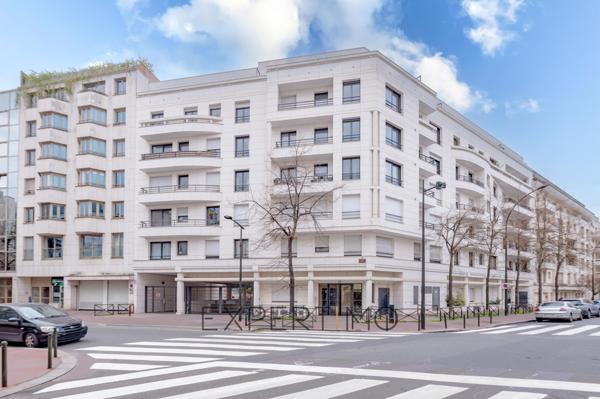 Levallois-Perret (92300) Exclusivité, Elégant 3 pièces lumineux dans un résidence récente avec garage et cave