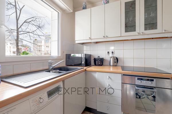 Levallois-Perret (92300) Exclusivité, Elégant 3 pièces lumineux dans un résidence récente avec garage et cave