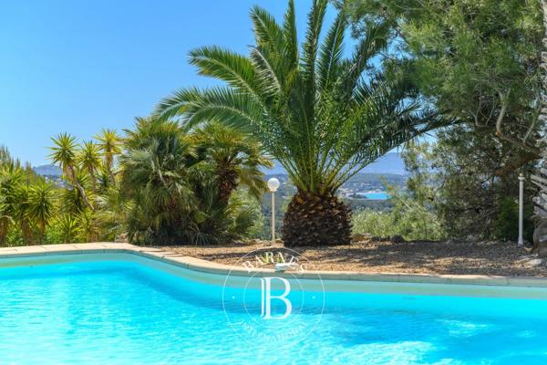 Bandol, Villa 5 Chambres -  186 m² à vendre