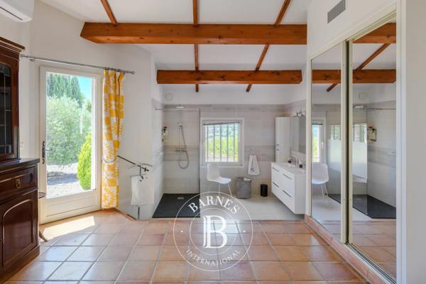 Bandol, Villa 5 Chambres -  186 m² à vendre