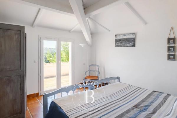 Bandol, Villa 5 Chambres -  186 m² à vendre