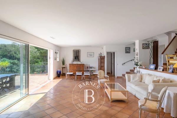 Bandol, Villa 5 Chambres -  186 m² à vendre