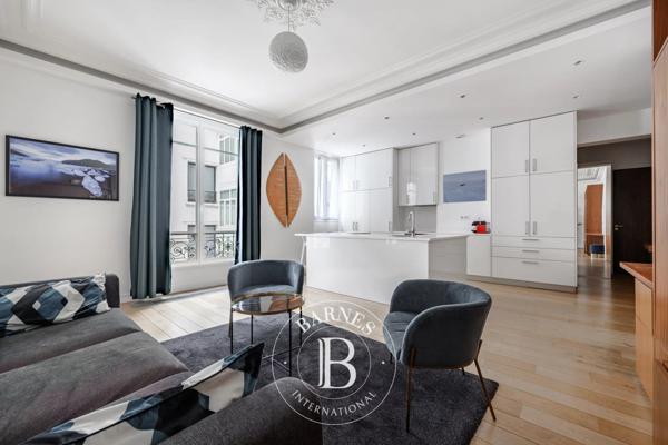 Paris 8ème, Appartement  58 m² à vendre