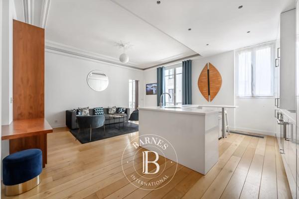 Paris 8ème, Appartement  58 m² à vendre