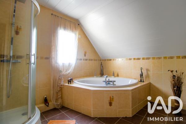 Maison à vendre 5 pièces 129 m² Épône