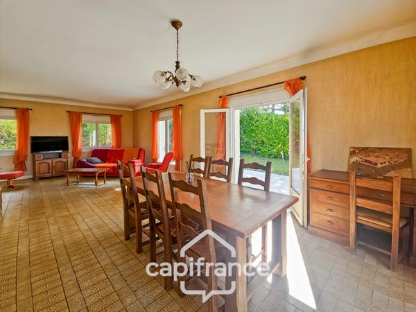 Maison de plain-pied, 4 pièces et jolie vue, dans un environnement calme