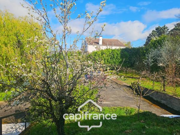 Maison de plain-pied, 4 pièces et jolie vue, dans un environnement calme