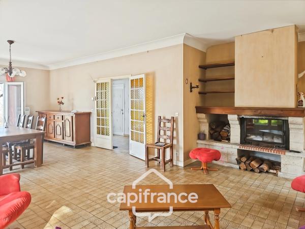 Maison de plain-pied, 4 pièces et jolie vue, dans un environnement calme