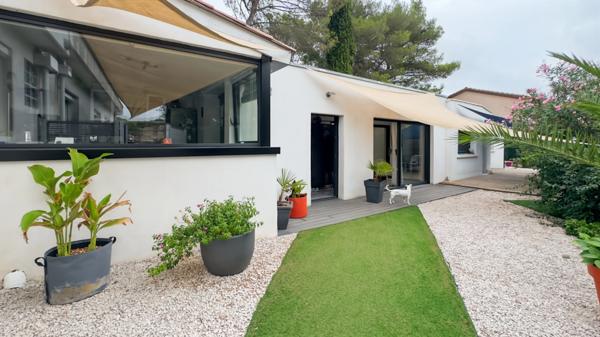 Maison rénovée avec beaux extérieurs – Saint-Jean-de-Védas (quartier Saint-Jean le Sec – Mas de Magret)