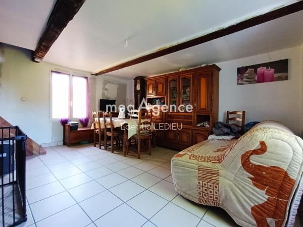Maison à VERGIES, 80270 - 4 pièces 69m²