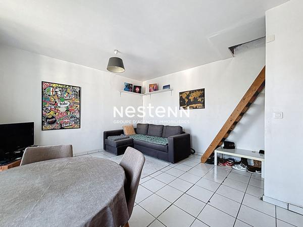 ISSY LES MOULINEAUX - QUARTIER SAINT ETIENNE - VENDU LOUÉ - Appartement 2 pièces duplex en dernier étage