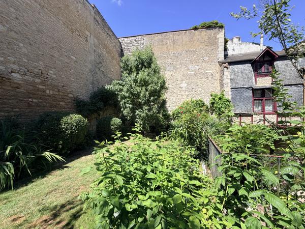 Maison de ville avec cour intérieure, terrasse, jardin et parking Détails des diagnostics énergétiques
