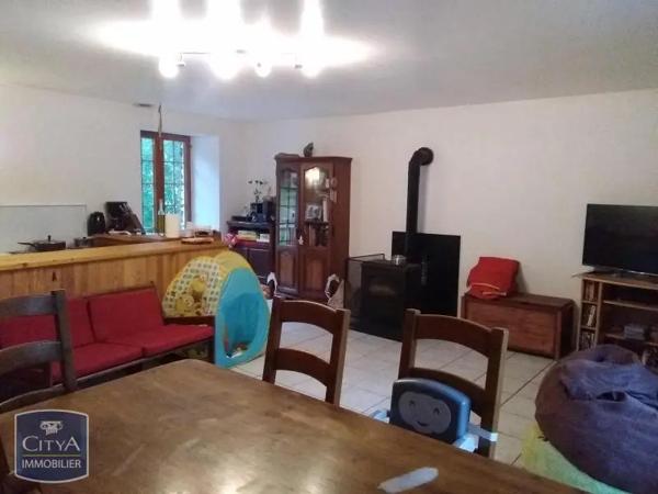 Maison à louer 4 pièces 105.6m² Le Monestier (63890)