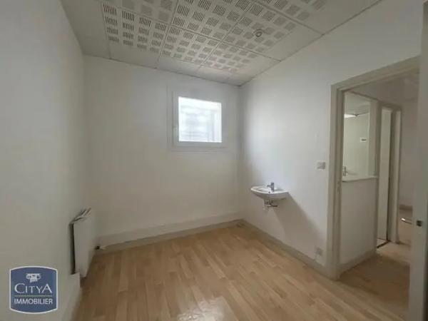 Local professionnel à louer