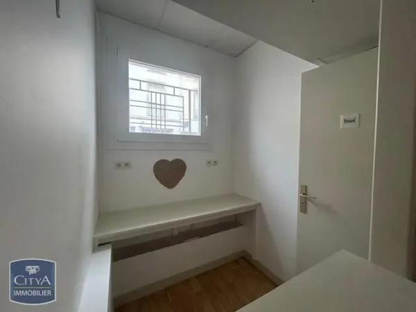 Local professionnel à louer