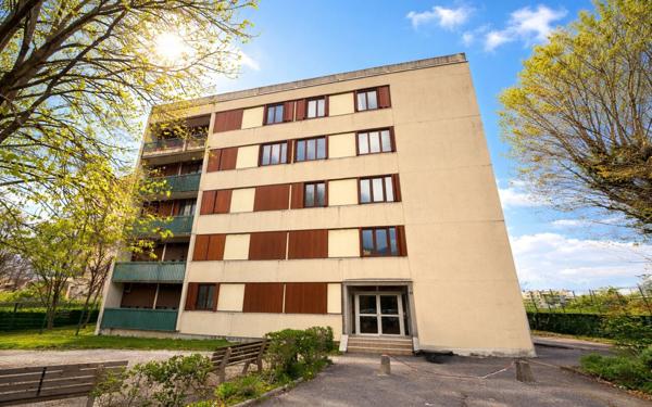 Appartement à vendre    3 pièces • 67 m2 Fontaine