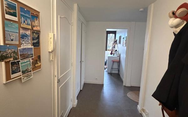 Appartement à vendre    3 pièces • 67 m2 Fontaine