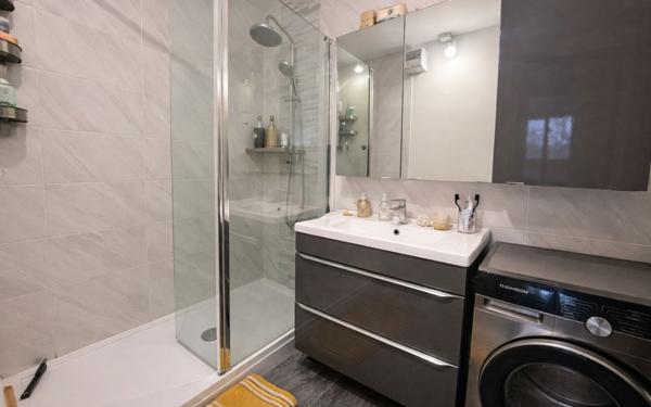 Appartement à vendre    3 pièces • 67 m2 Fontaine