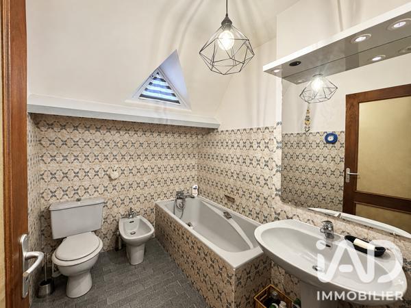 Maison à vendre 7 pièces 162 m² Brive-la-Gaillarde
