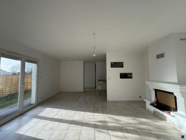 MAISON plain-pied 4 chambres centre de Médis