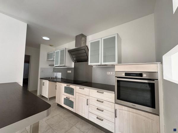 MAISON plain-pied 4 chambres centre de Médis