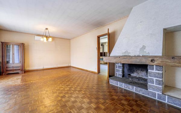 Maison à vendre    4 pièces •  Saint-Julien-en-Born