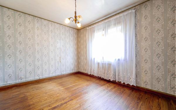 Maison à vendre    4 pièces •  Saint-Julien-en-Born