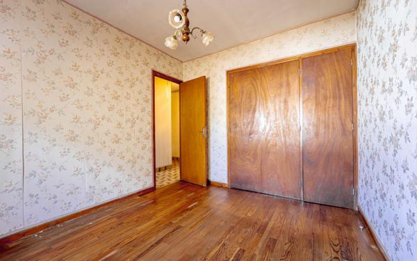 Maison à vendre    4 pièces •  Saint-Julien-en-Born